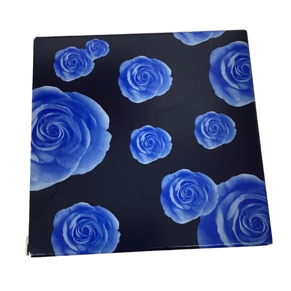 mark. Lot 2 Garden Blu Fragrance Scented Shimmer Puff Avon RARE - Picture 5 of 7